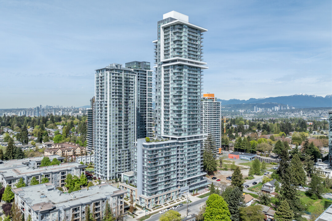 One Central in Surrey, BC - Building Photo