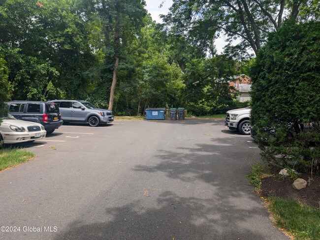 539 Kenwood Ave-Unit -# A in Delmar, NY - Building Photo - Building Photo