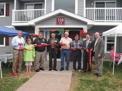 Lakeshore Heights in Ishpeming, MI - Foto de edificio