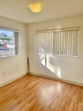 95-1111-1111 Koolani Dr in Mililani, HI - Building Photo - Building Photo