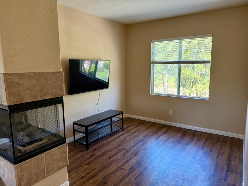 3177 Dehesa Rd in El Cajon, CA - Building Photo