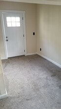 17 Fletcher St in Nashua, NH - Building Photo - Building Photo