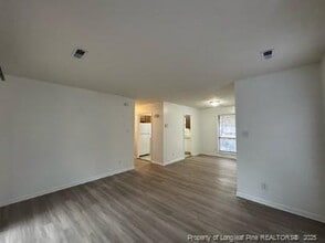 759 Hedgelawn Way in Fayetteville, NC - Building Photo - Building Photo