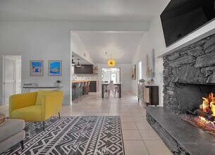 1261 Linda Vista Rd in Palm Springs, CA - Building Photo - Building Photo