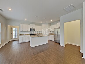 5201 Tupelo St in Nashville, TN - Foto de edificio - Building Photo
