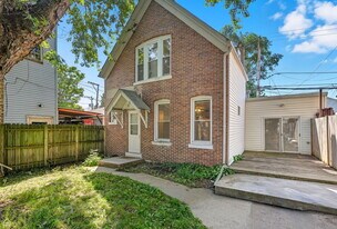 3709 W Potomac Ave in Chicago, IL - Building Photo