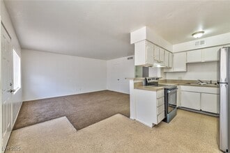 1810 Bartoli Dr in Las Vegas, NV - Building Photo - Building Photo