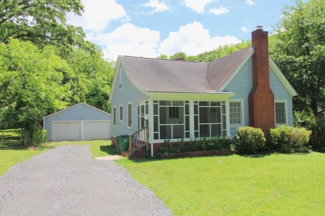 1308 Rollins Ave in Charlotte, NC - Foto de edificio - Building Photo