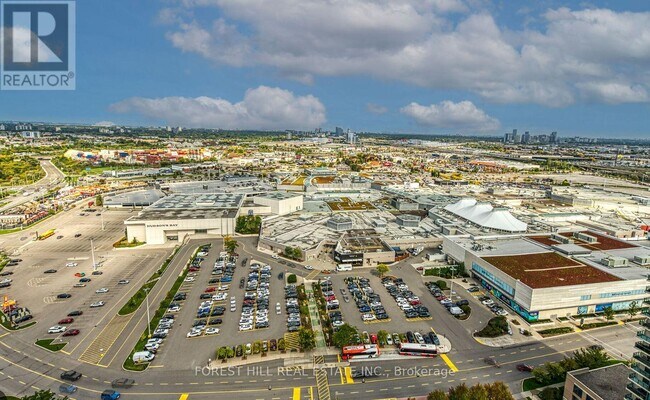 225 Sherway Gardens Rd in Toronto, ON - Building Photo - Building Photo