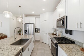 19295 N Avelino Dr in Maricopa, AZ - Building Photo - Building Photo