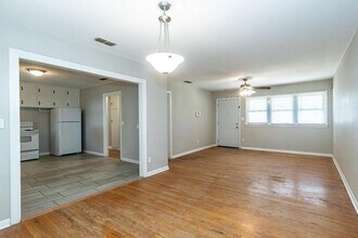 4212 42nd St in Lubbock, TX - Building Photo - Building Photo