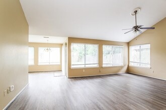 12637 Autumn Mill Dr in Houston, TX - Building Photo - Building Photo