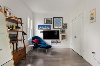 37 Claremon St, Unit 37 in Somerville, MA - Foto de edificio - Building Photo