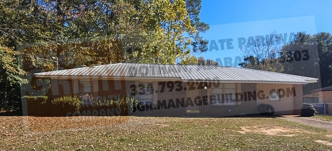 property at 2404 Scott Rd