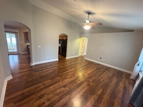 35909 Joewood Ave in Leesburg, FL - Building Photo - Building Photo