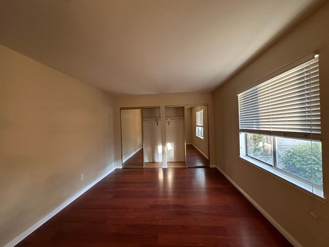 300 Tradewinds Dr in San Jose, CA - Building Photo - Building Photo