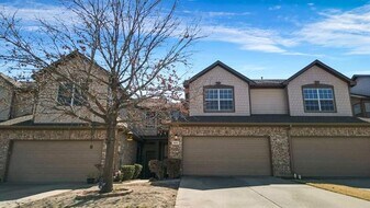 908 Englewood Ln in Plano, TX - Building Photo