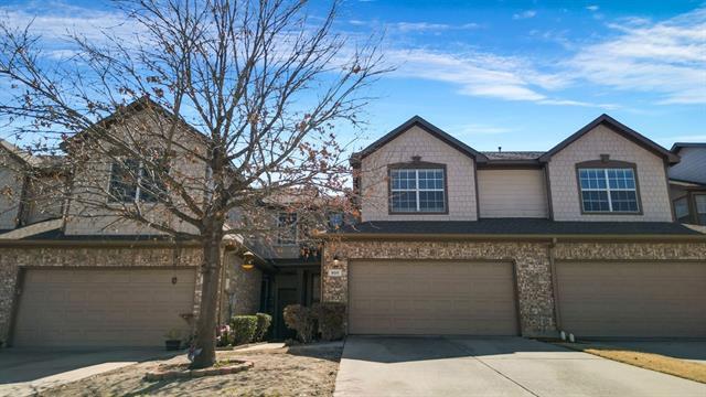 property at 908 Englewood Ln