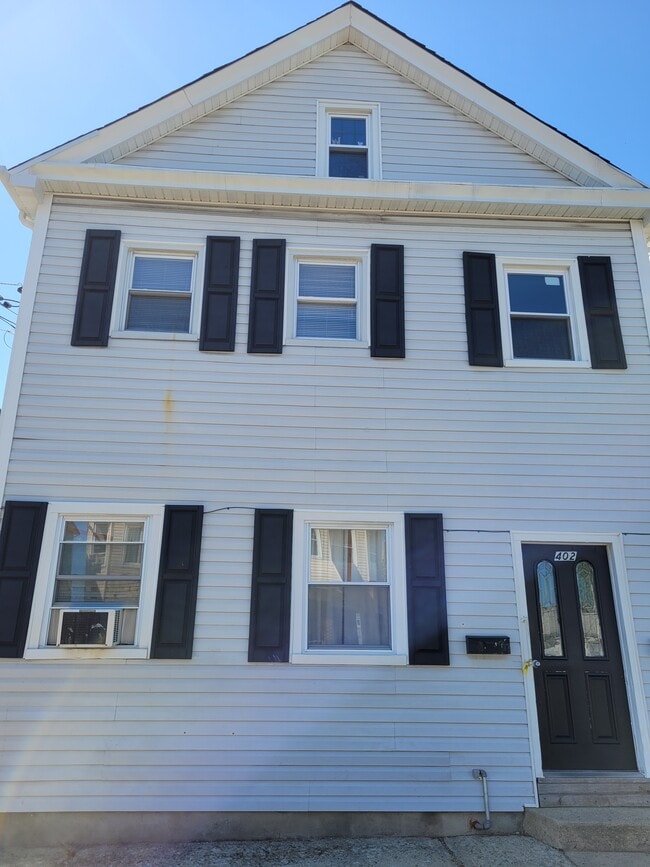 402 E 18th St, Unit 402 e 18th st. unit # 2