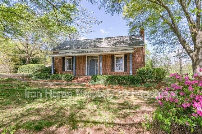 1593 Archer Grove School Rd in Athens, GA - Building Photo - Building Photo