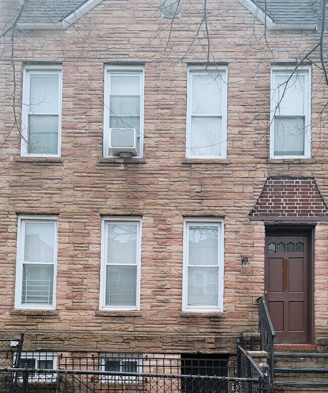 2615 96th St Rentals in East Elmhurst, NY