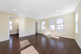 232 Fulton St in Medford, MA - Building Photo - Building Photo