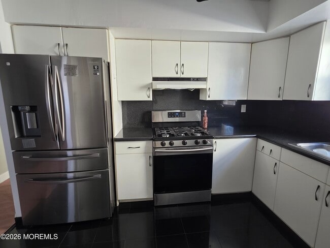 71 Newark Pl in Belleville, NJ - Building Photo - Building Photo