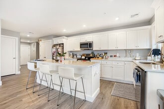 247 Bussey St in Dedham, MA - Building Photo - Building Photo