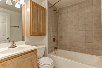 Olde Forge Townhomes in Nottingham, MD - Foto de edificio - Building Photo