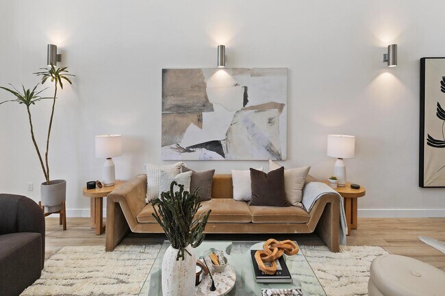 Uptown Lofts Apartments in San Diego, CA - Foto de edificio - Building Photo