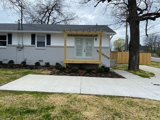 property at 2312 Northview Ave