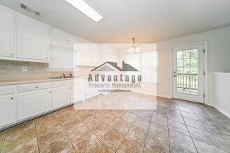 1860 Neighborhood Walk in Mcdonough, GA - Building Photo - Building Photo