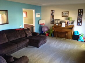 1707 Lough Nest Ct in Fort Wayne, IN - Building Photo - Building Photo