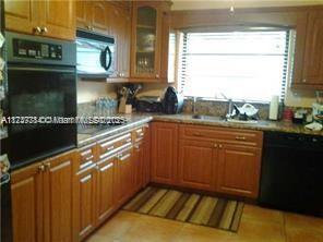 10934 SW 158th Terrace in Miami, FL - Building Photo - Building Photo