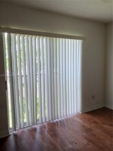 9905 Westwood Dr in Tamarac, FL - Building Photo - Building Photo