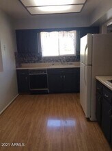 10236 W Pinehurst Dr in Sun City, AZ - Building Photo - Building Photo