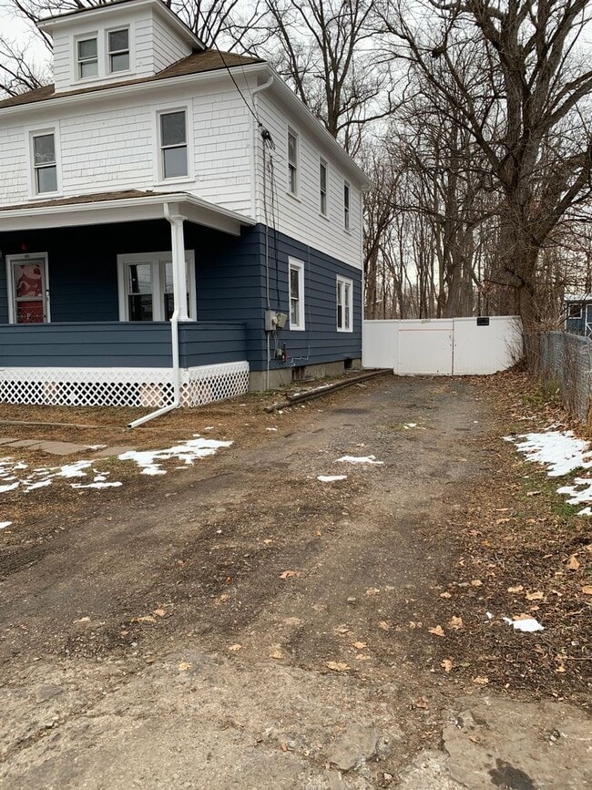 688 South St in Newburgh, NY - Building Photo - Building Photo