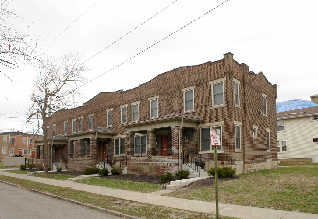 284-294 E 8th Ave in Columbus, OH - Building Photo