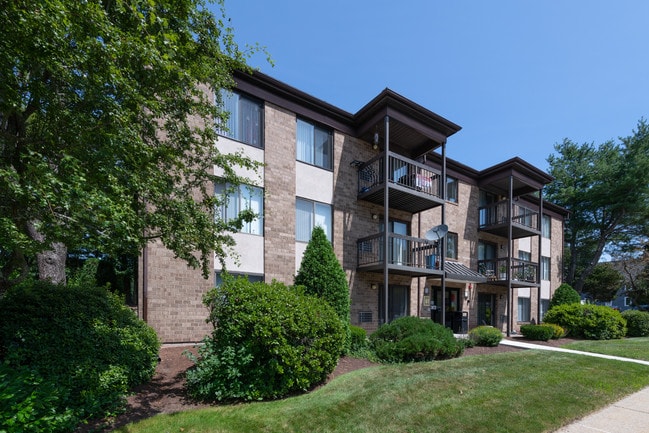 North Stoughton Village in Stoughton, MA - Building Photo - Building Photo