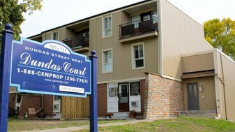 Dundas Court in Whitby, ON - Building Photo