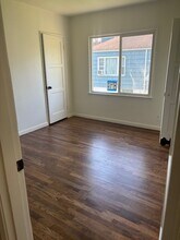 838 NW 54th St, Unit 838 NW 54th in Seattle, WA - Building Photo - Building Photo