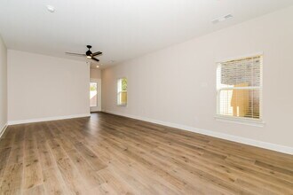 1215 Butler Ave in Princeton, TX - Building Photo - Building Photo