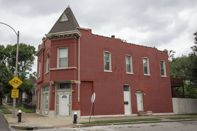 3001 Chippewa St, Unit 3001 - 1F