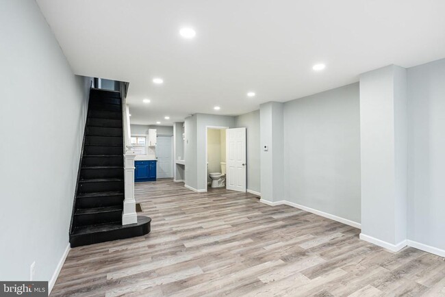 2229 Sigel St in Philadelphia, PA - Building Photo - Building Photo