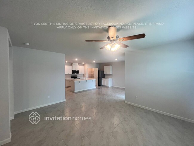350 SW Prima Vista Blvd in Port St. Lucie, FL - Building Photo - Building Photo