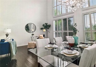 4949 Genesta Ave in Los Angeles, CA - Building Photo - Building Photo