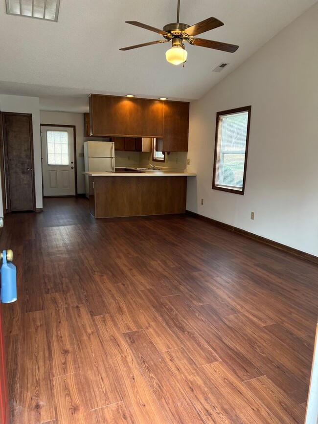 120 Double Eagle Dr in Mooresville, NC - Building Photo - Building Photo