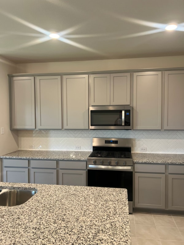 property at 820 Jacquelyn Dr