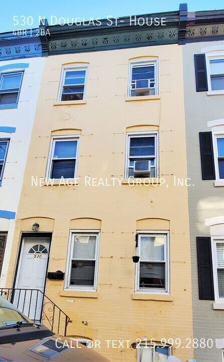 530 N Douglas St in Philadelphia, PA - Building Photo