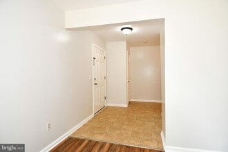 6125 Trident Ln in Woodbridge, VA - Building Photo - Building Photo